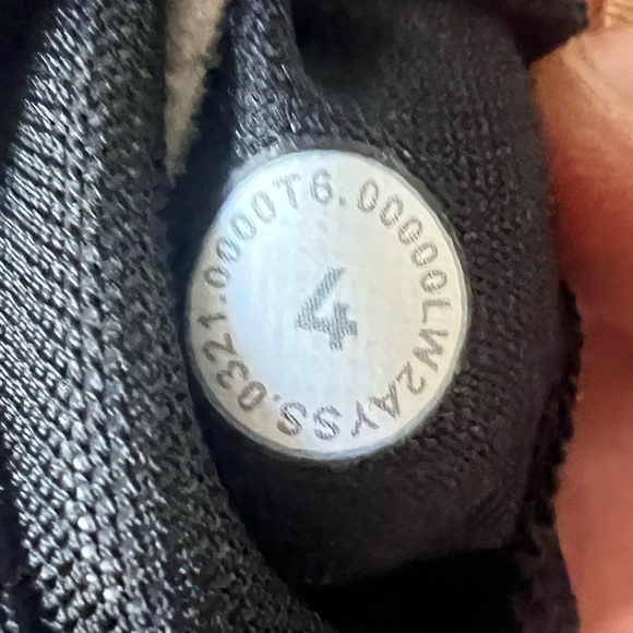 Lululemon Energy Bra Hyper Flow Pink Multi Women’s Sports Bra Size 4 - Picture 8 of 9